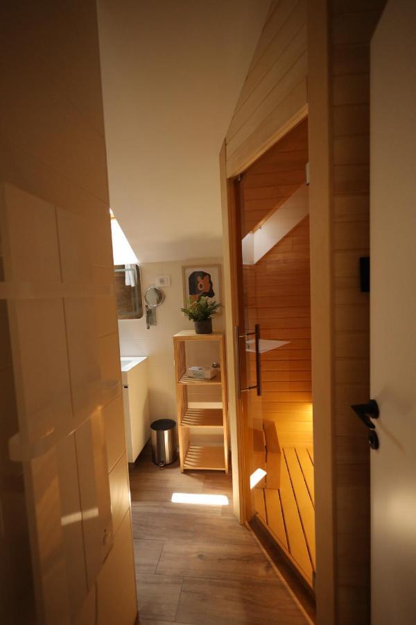 Royal Wellness And Spa Ruma Eksteriør billede