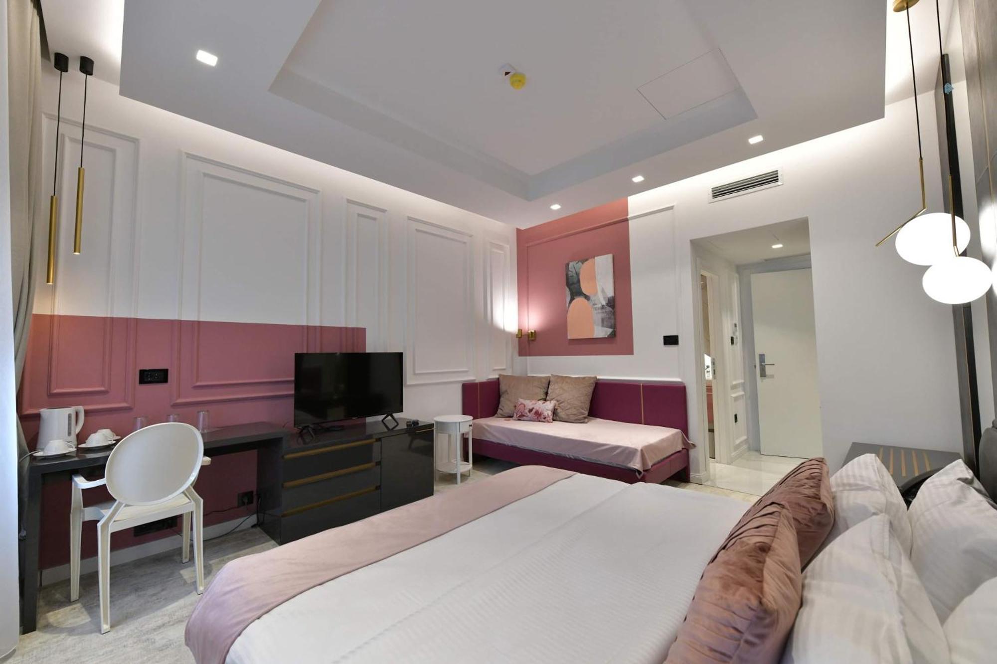 Royal Wellness And Spa Ruma Eksteriør billede